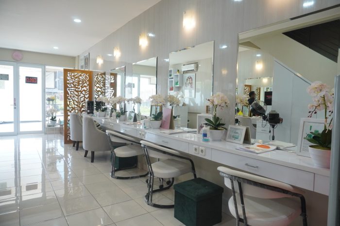 Desain ruang salon dan make up